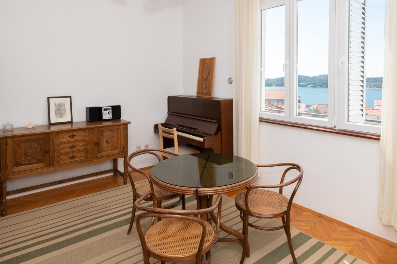 Piano Apartment シベニク エクステリア 写真